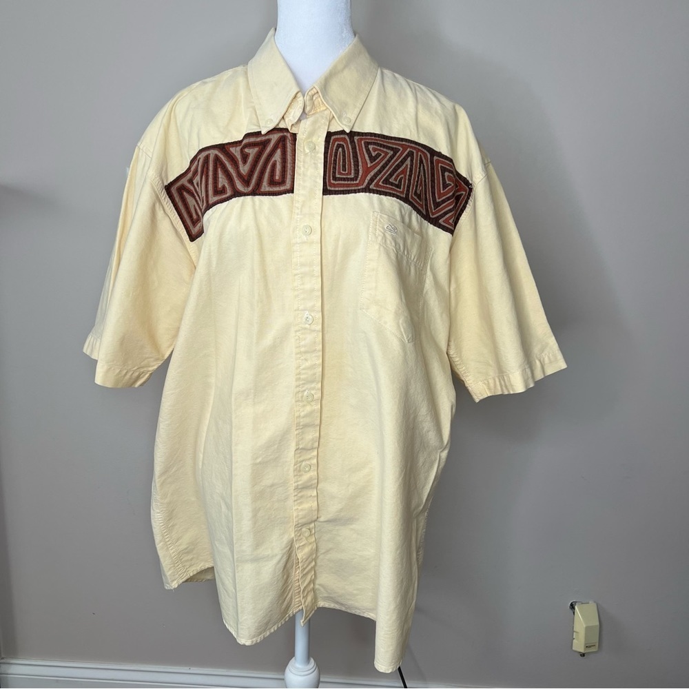 ! Off Shore men’s button down shirt